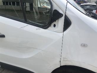 Renault Trafic L2H1 16dci 89kW E6 Airco, Navi picture 15