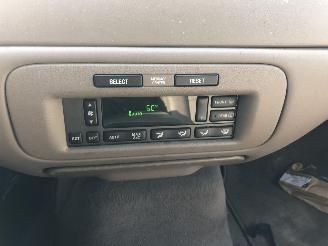 Lincoln Town Car 4.6i V8 164kW picture 11