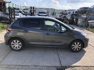 škoda osobní automobily Peugeot 208 12i 5 drs E5 2012/8