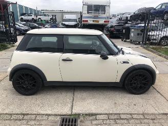 okazja samochody osobowe Mini Mini ONE Airco 66kW 2005/4