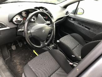 Peugeot 207 14i 16v 70kW 5 drs Clima picture 6