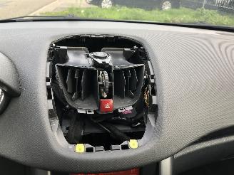 Peugeot 207 14i 16v 70kW 5 drs Clima picture 10