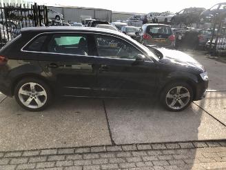 damaged passenger cars Audi A3 12tfsi 81kW Aut. SPORTBACK 2015/4