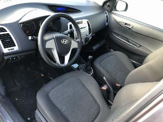 Hyundai I-20 12i 59kW E5 Airco picture 6