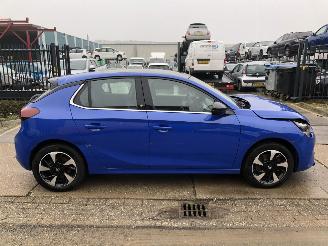 skadebil auto Opel Corsa-E Elegance 50kWh 2022/8