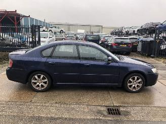 Schadeauto Subaru Legacy 2.0i 101kW AWD Sedan 2007/10