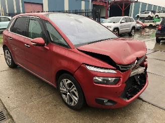 Citroën C4 PICASSO 12i 96kW E6 66000 km picture 3