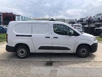 krockskadad bil bedrijf Citroën Berlingo L2 15hdi 96kW Automaat E6 2024/3