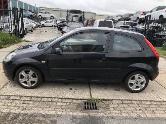 Avarii autoturisme Ford Fiesta 13i Airco 2007/12
