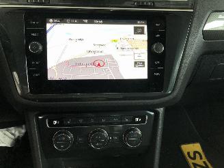 Volkswagen Tiguan 2.0tdi 110kW Automaat picture 8