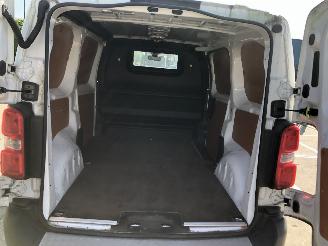 Peugeot Expert 15 Bluehdi 100 Premium E6 75kW picture 14