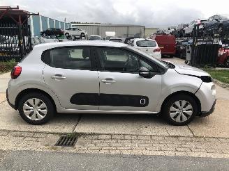Voiture accidenté Citroën C3 12i 60kW NAVI 2017/10