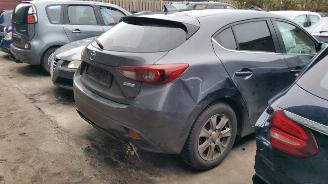 Mazda 3 2.0 picture 2