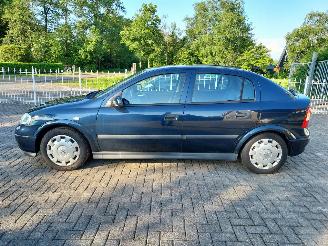 Opel Astra 1.8 picture 2