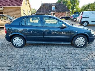 Opel Astra 1.8 picture 7