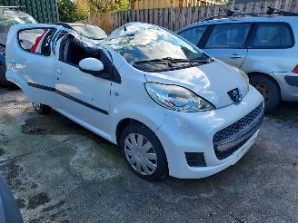 Vrakbiler auto Peugeot 107  2009/9
