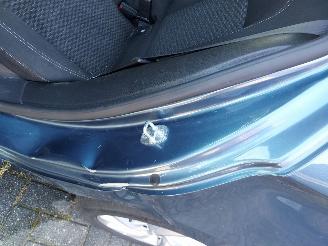 Opel Astra  picture 10