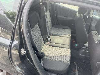 Peugeot 207 1.6 vti picture 14