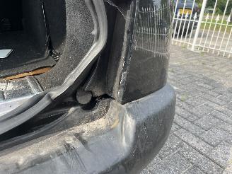 Peugeot 207 1.6 vti picture 21
