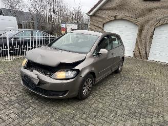 skadebil auto Volkswagen Golf plus  2012/4