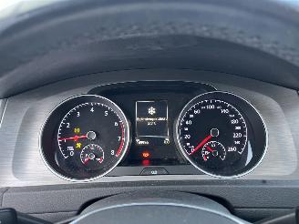 Volkswagen Golf 1.0 tsi picture 11