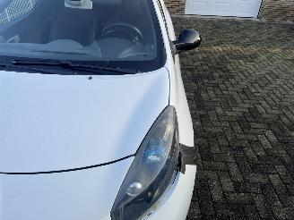 Renault Wind 1.6 16v Mooie auto weinig km !! picture 29