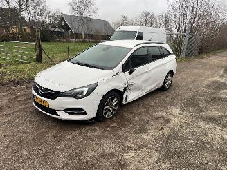 Unfallwagen Opel Astra SPORTS TOURER 1.5 cdti weinig km !! 2020/8