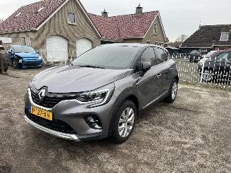 skadebil auto Renault Captur E-TECH HYBRID ca 75000 km !! 2022/6