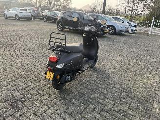 Capri  Rijdbare schade picture 5