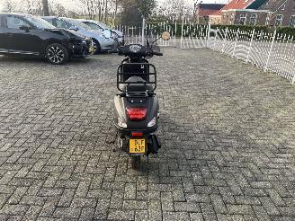 Capri  Rijdbare schade picture 4