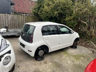 Volkswagen Up!  picture 3