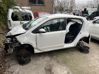 disassembly passenger cars Volkswagen Up!  2017/4