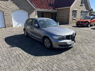 BMW 1-serie 116i picture 7