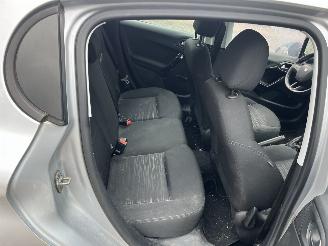 Peugeot 208 1.0 vti weinig km !! picture 15