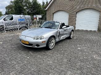 Coche accidentado Mazda MX-5  2001/1