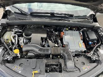 Renault Captur E-TECH PLUG-IN HYBRID weinig km !! picture 11