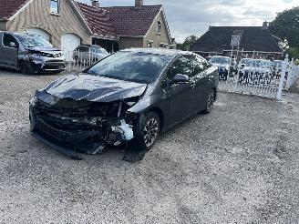 Schadeauto Toyota Prius Weinig km !! 2019/4