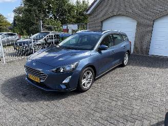 Voiture accidenté Ford Focus  2019/8