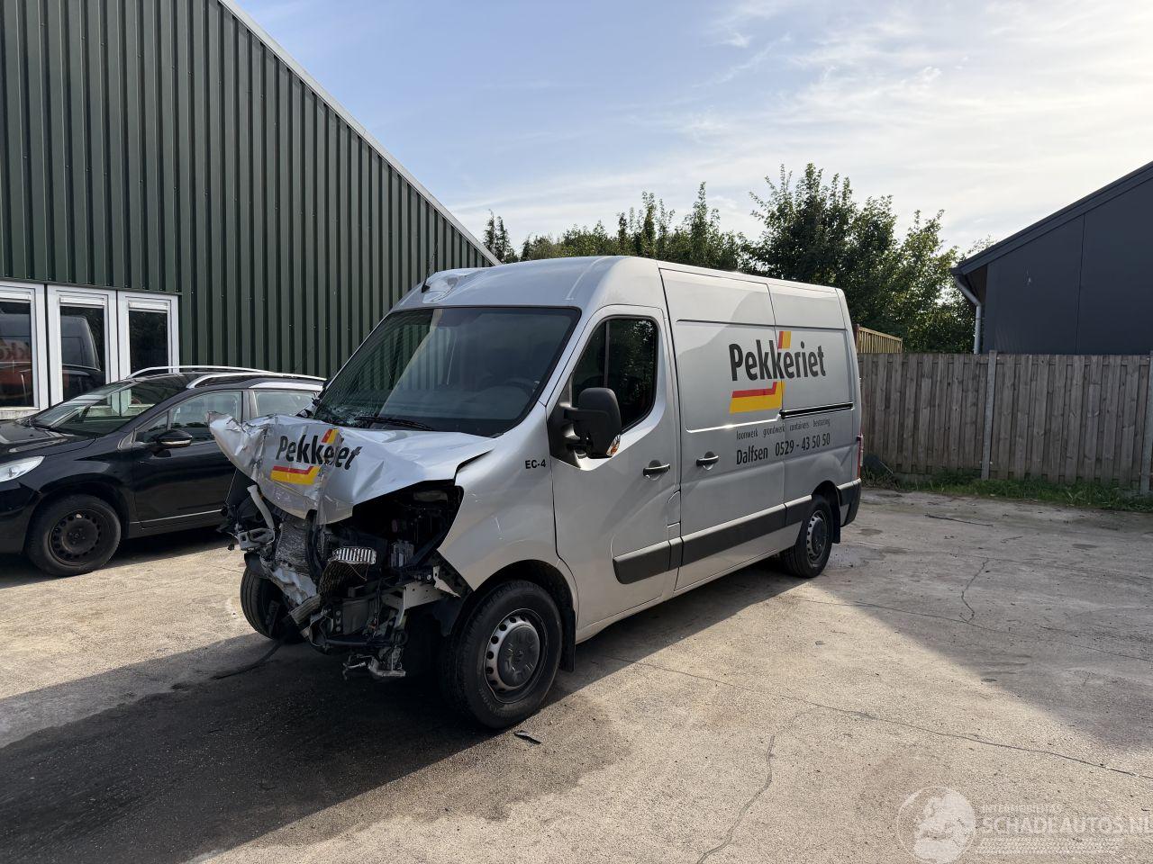 Renault Master 15000 km !!