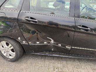 Mercedes B-klasse B200 automaat !! picture 21