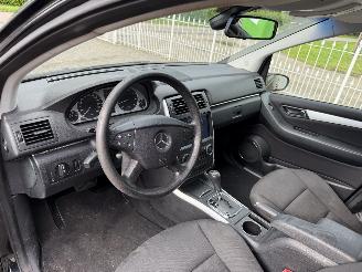 Mercedes B-klasse B200 automaat !! picture 9