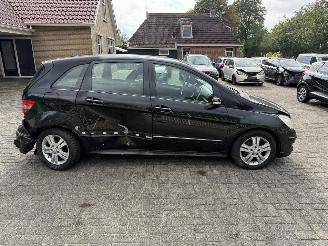 Mercedes B-klasse B200 automaat !! picture 6