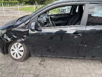 Peugeot 108  picture 21
