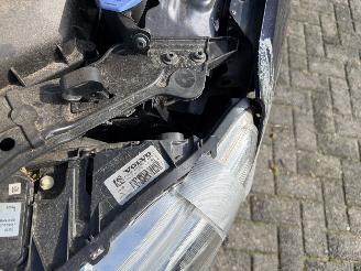 Volvo V-60 2.0 t5 automaat !! picture 28