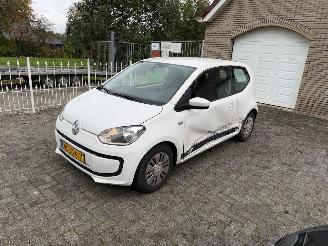Coche accidentado Volkswagen Up!  2012/8