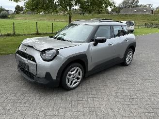 uszkodzony samochody osobowe Mini  Aceman SE 49,2 kWh 2025/3
