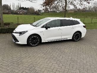 Vaurioauto  passenger cars Toyota Corolla Touring Sports 2.0 Hybrid GR-Sport 2021/5