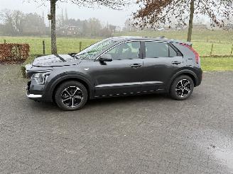 skadebil auto Kia Niro 1.6 GDI Hybrid Comfortline 2024/9