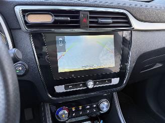 MG ZS EV Luxury 45 kWh / Panorama / Leer picture 9