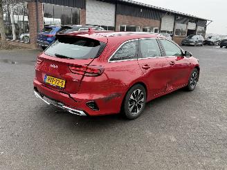 Kia Ceed Spotrswagon 1.6 GDI PHEV Dynamicline picture 3